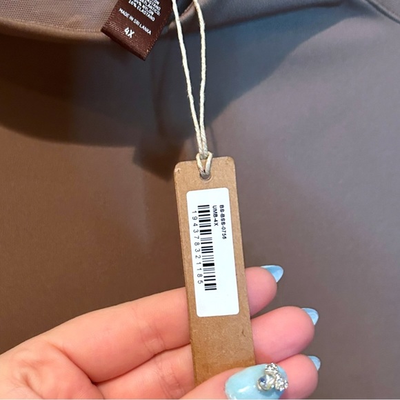 SKIMS All In One Mid Thigh High Mockneck Jumpsuit in 4XL Umber - Picture 8 of 8